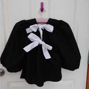 H&M Black and White Blouse